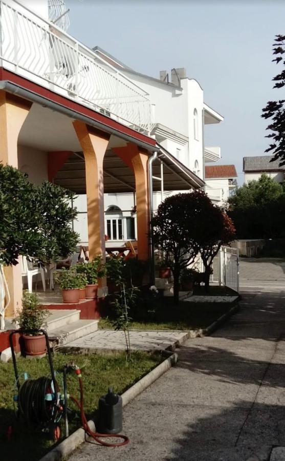 Haus Silvia Jadranovo Exterior photo