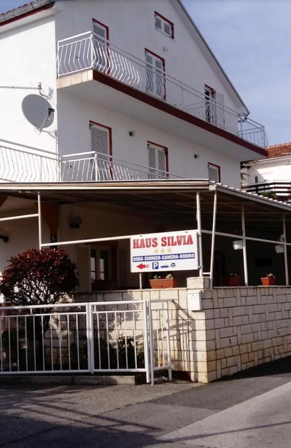 Haus Silvia Jadranovo Exterior photo